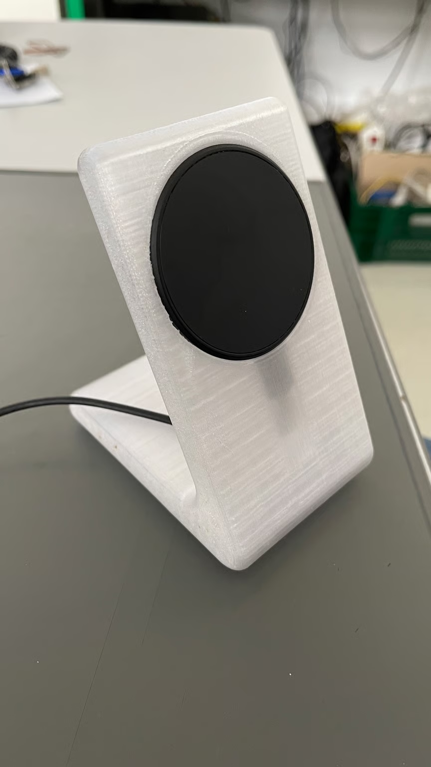 [Création] Support d’iPhone pour un chargeur MagSafe