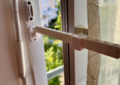 [Création] Un système pour entrebâiller les fenêtres